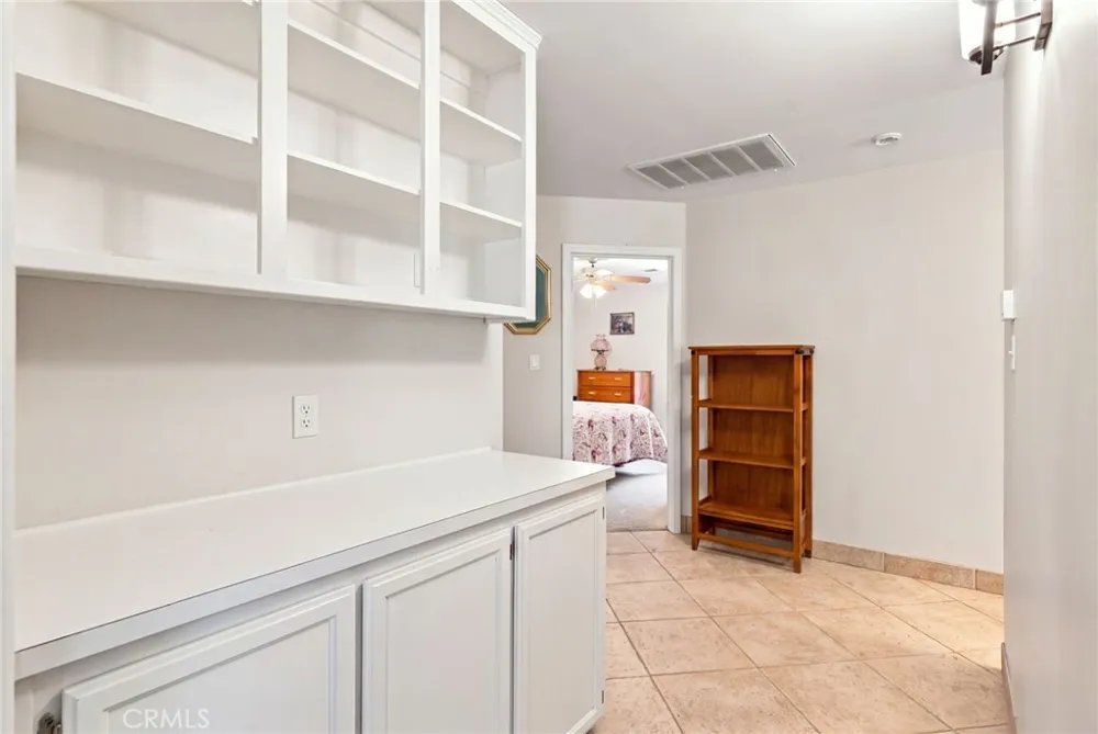 10019 Laurel Park Bakersfield, CA 93312