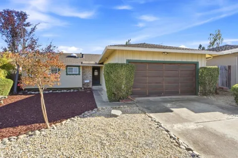 7536 Dumas Drive