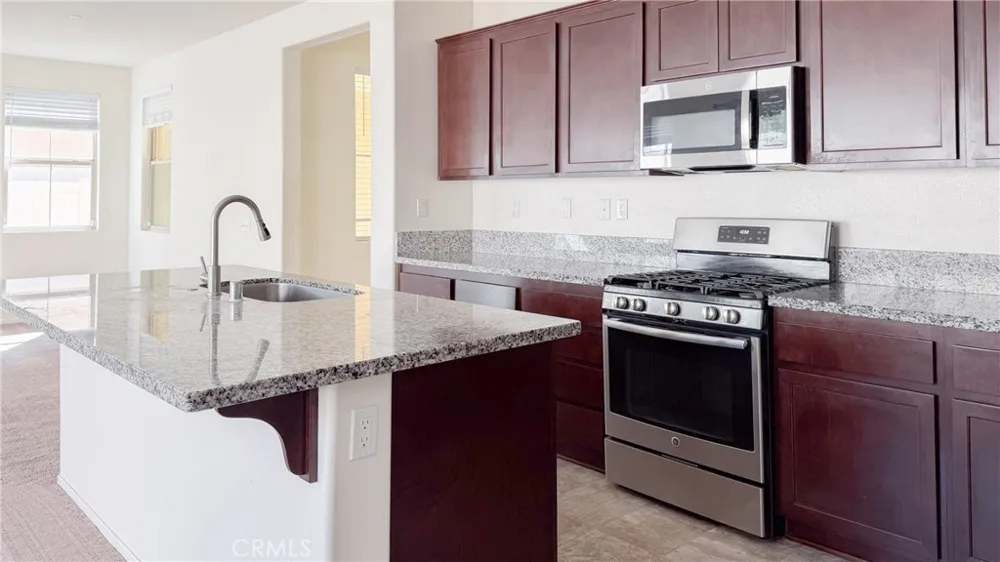 1440 Black Diamond Beaumont, CA 92223