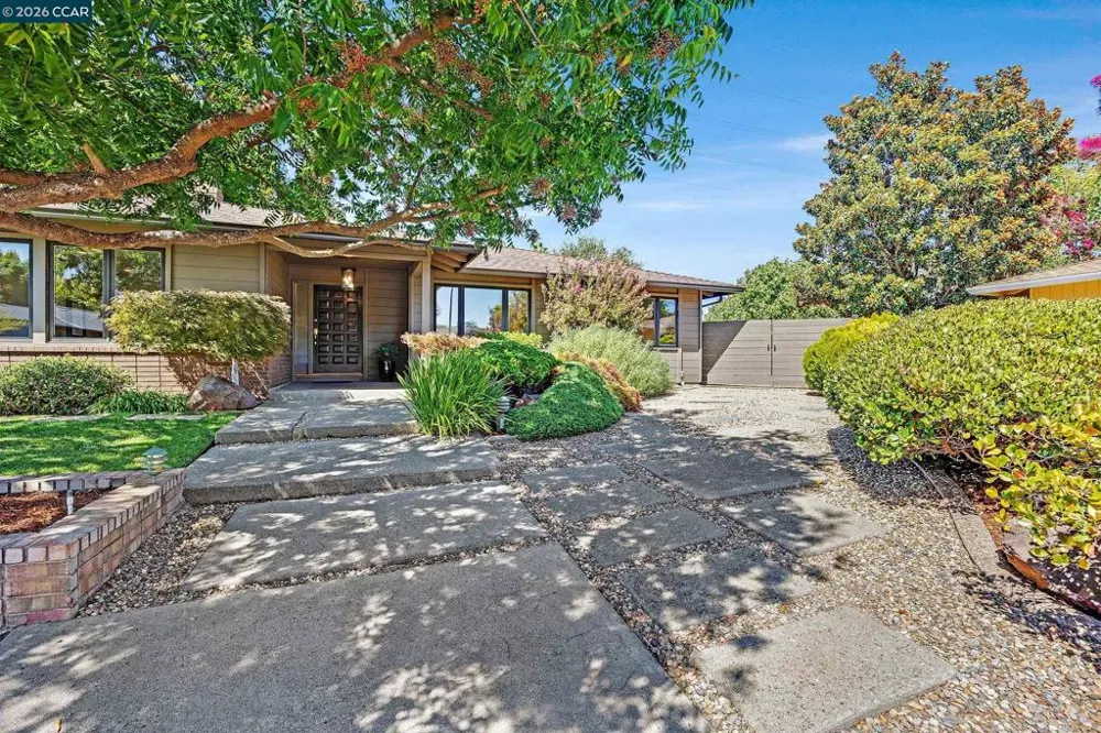 2548 Casa Grande Ct Walnut Creek, CA 94598