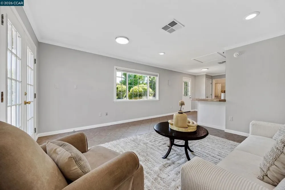 2548 Casa Grande Ct Walnut Creek, CA 94598