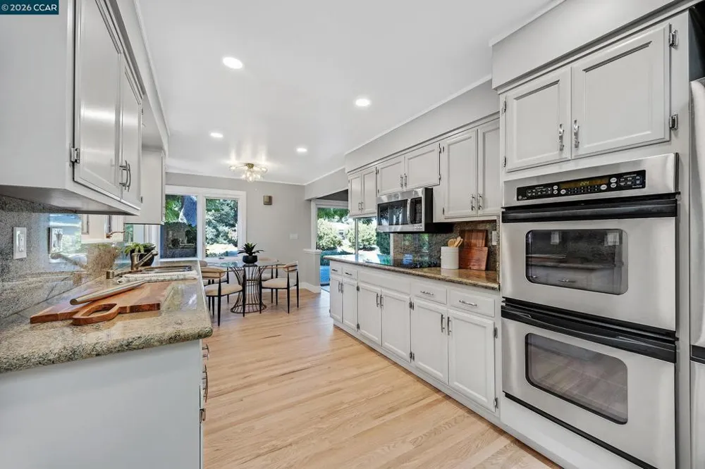2548 Casa Grande Ct Walnut Creek, CA 94598