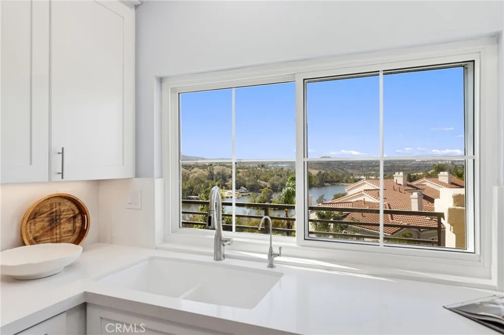 28815 El Adolfo Laguna Niguel, CA 92677