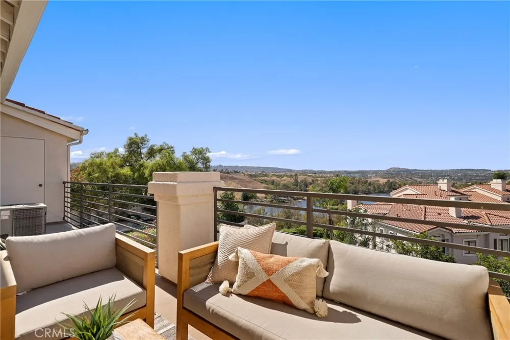 28815 El Adolfo Laguna Niguel, CA 92677