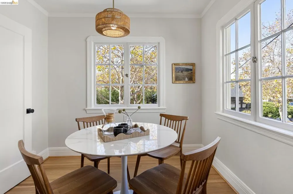 348 Jerome Ave Piedmont, CA 94610