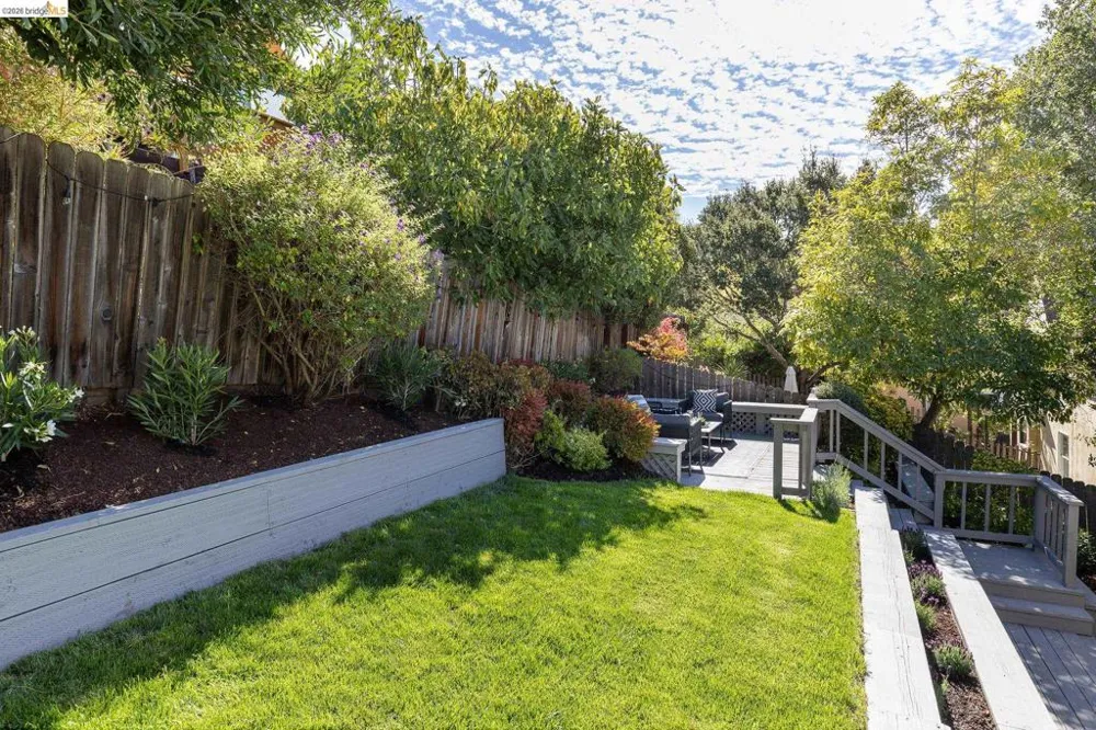 348 Jerome Ave Piedmont, CA 94610