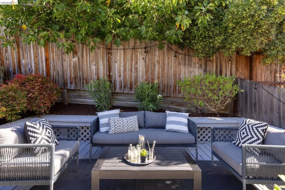 348 Jerome Ave Piedmont, CA 94610