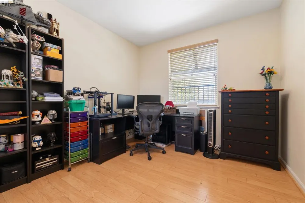9569 California Oak Cir Patterson, CA 95363