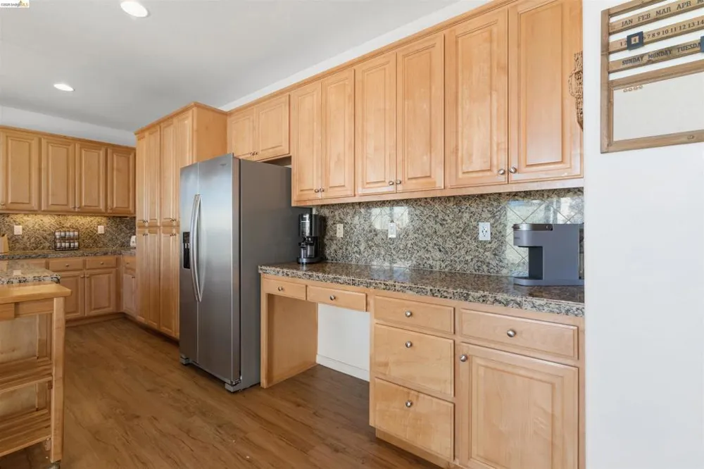 9569 California Oak Cir Patterson, CA 95363