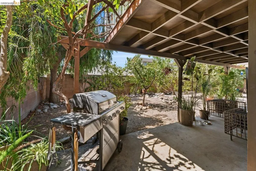 11707 Garrick AVE Sylmar, CA 91342