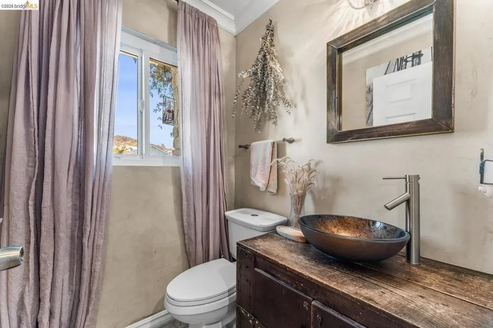 11707 Garrick AVE Sylmar, CA 91342
