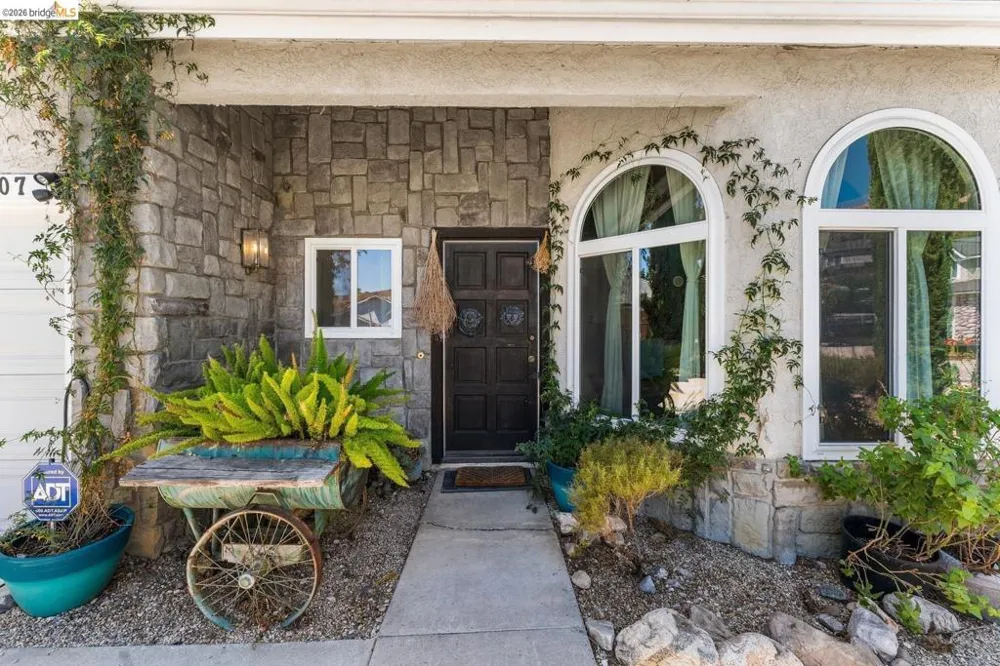 11707 Garrick AVE Sylmar, CA 91342