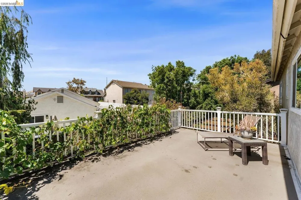 11707 Garrick AVE Sylmar, CA 91342