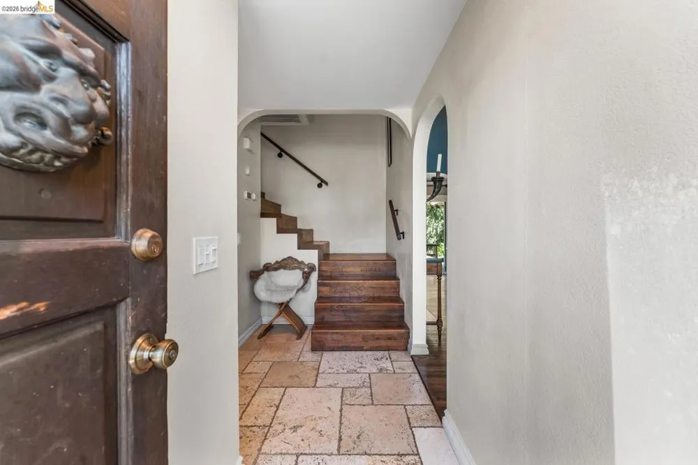 11707 Garrick AVE Sylmar, CA 91342