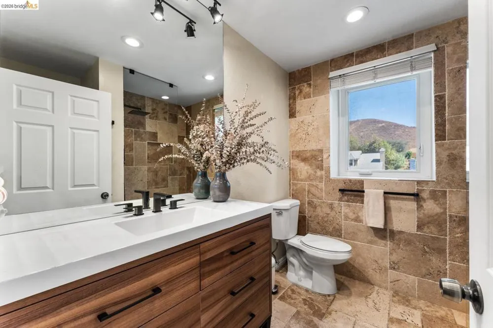 11707 Garrick AVE Sylmar, CA 91342