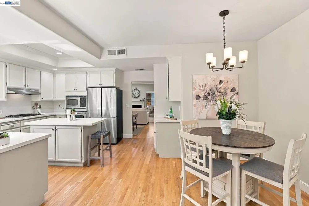 1655 Geary Rd #21 Walnut Creek, CA 94597