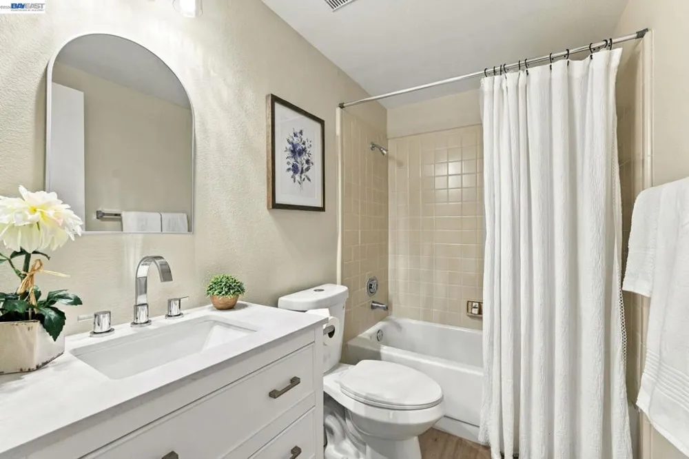 1655 Geary Rd #21 Walnut Creek, CA 94597