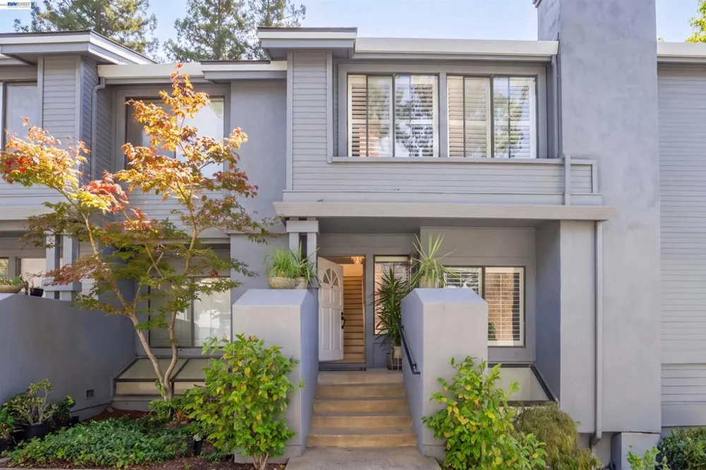1655 Geary Rd #21 Walnut Creek, CA 94597