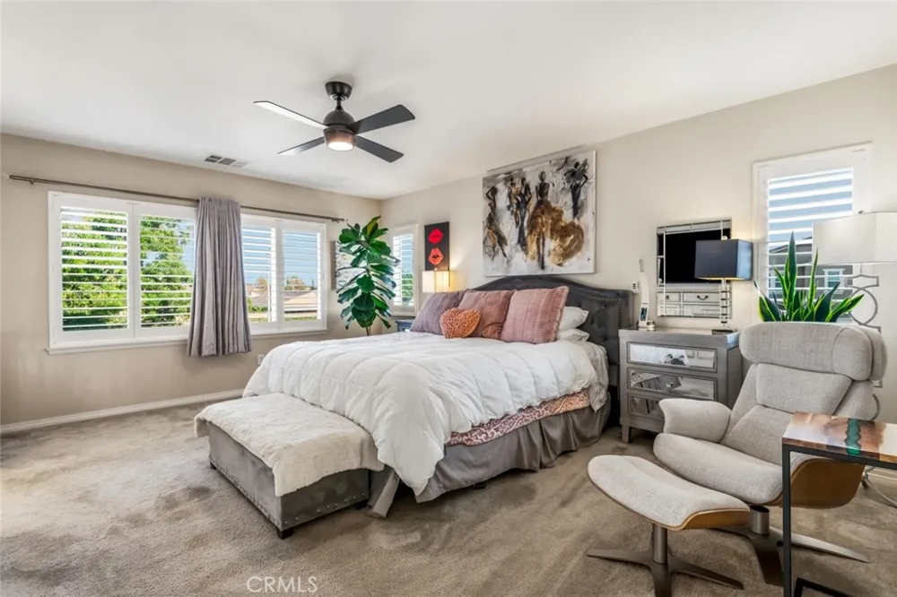 6389 Bluestone Way Fontana, CA 92336