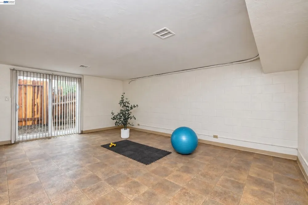 233 Fairmont Ave Vallejo, CA 94590