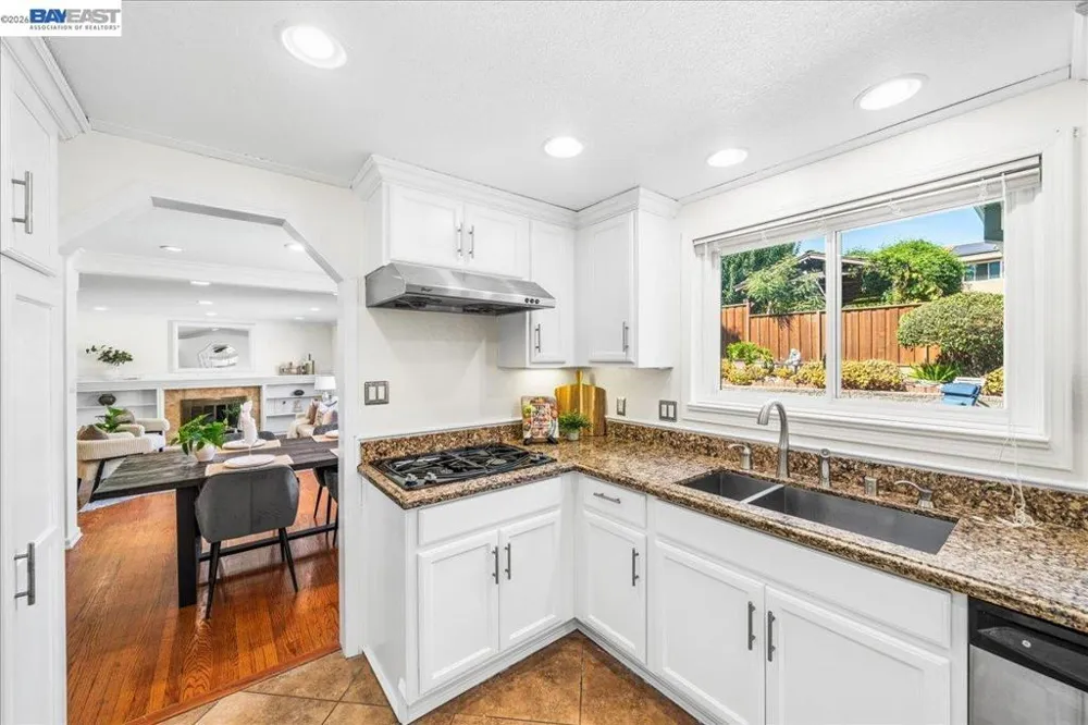 11738 Silvergate Dr Dublin, CA 94568