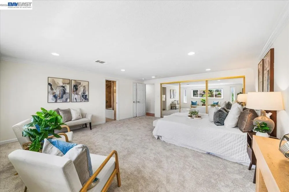11738 Silvergate Dr Dublin, CA 94568