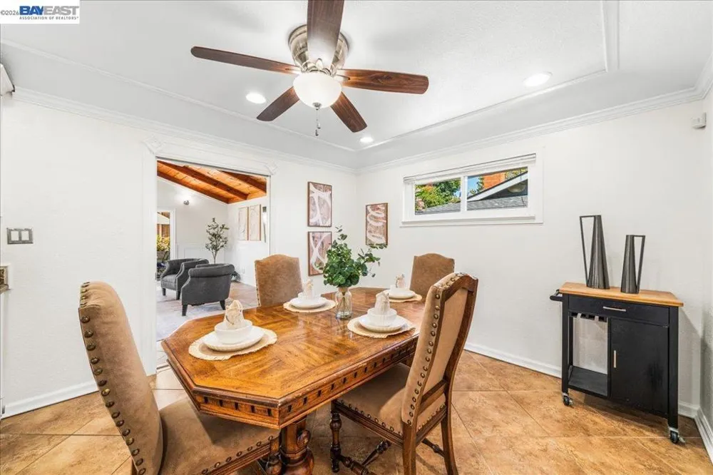 11738 Silvergate Dr Dublin, CA 94568