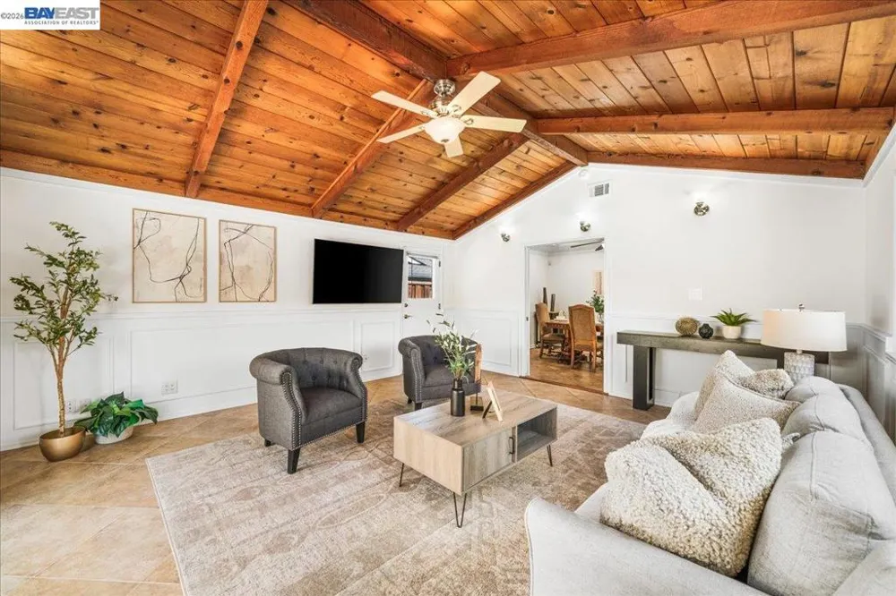 11738 Silvergate Dr Dublin, CA 94568