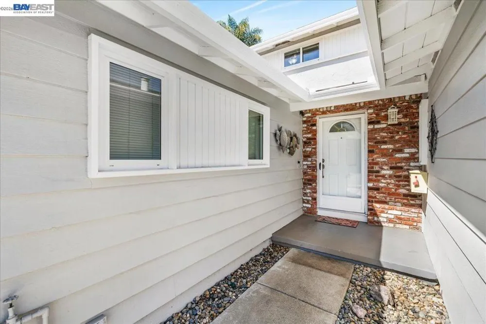 11738 Silvergate Dr Dublin, CA 94568