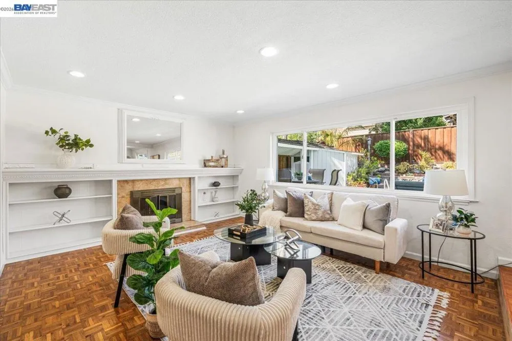 11738 Silvergate Dr Dublin, CA 94568