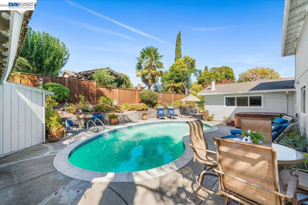 11738 Silvergate Dr Dublin, CA 94568