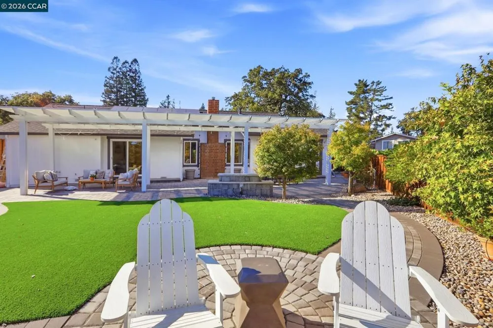 430 Woodbine Ln Danville, CA 94526