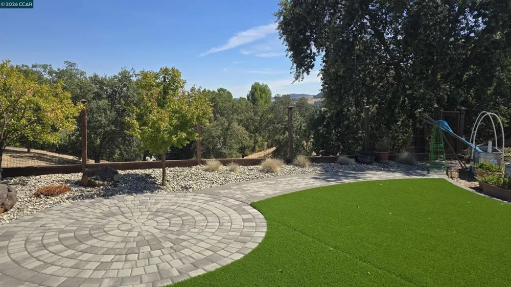 430 Woodbine Ln Danville, CA 94526