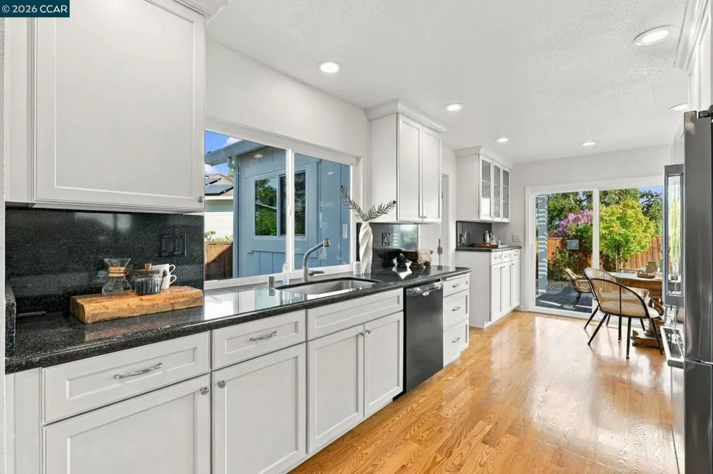 430 Woodbine Ln Danville, CA 94526