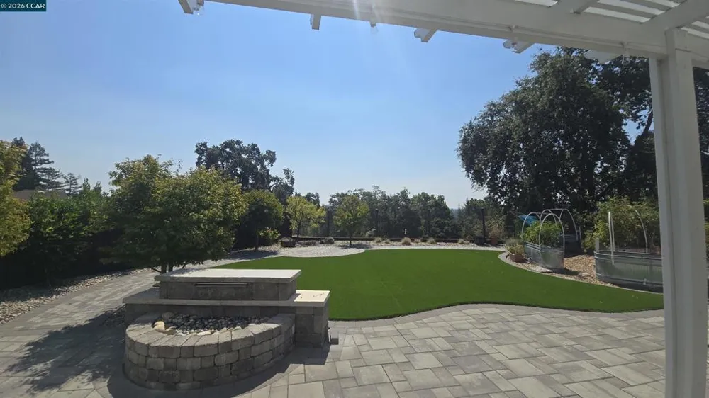 430 Woodbine Ln Danville, CA 94526