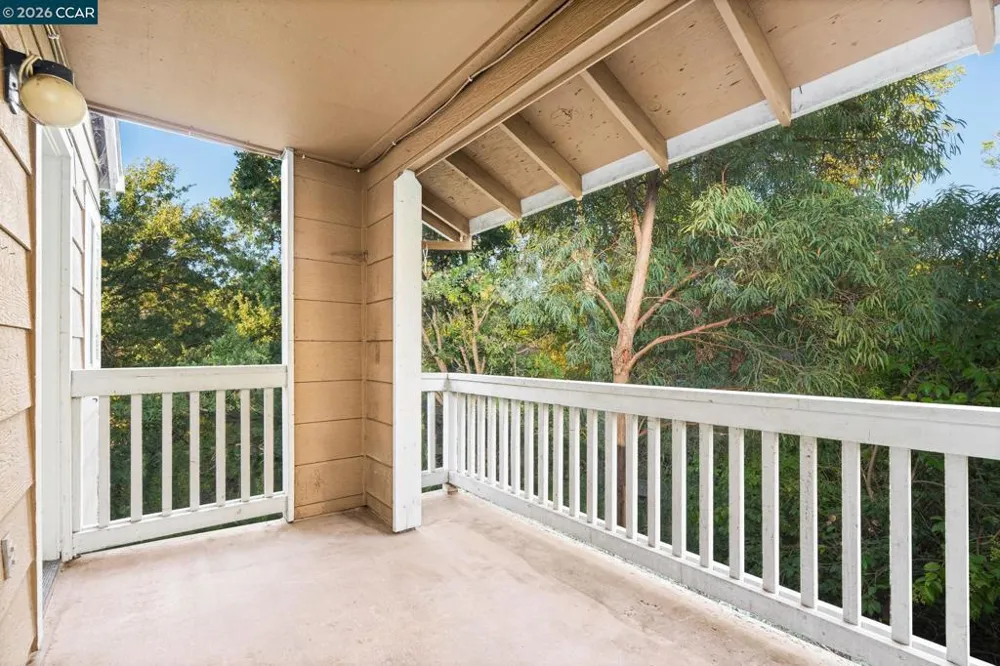 416 Mill Rd. Martinez, CA 94553