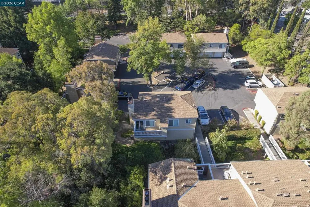 416 Mill Rd. Martinez, CA 94553