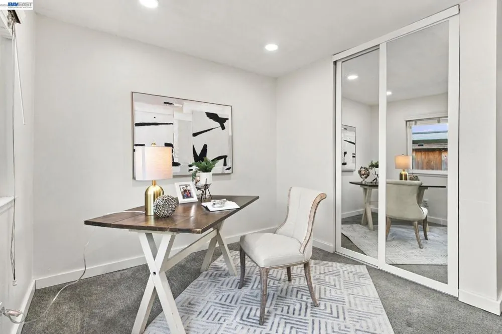 851 Geraldine St Livermore, CA 94550