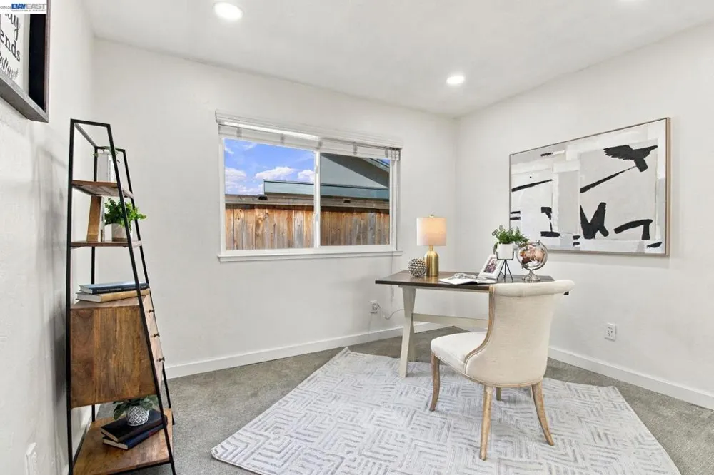851 Geraldine St Livermore, CA 94550