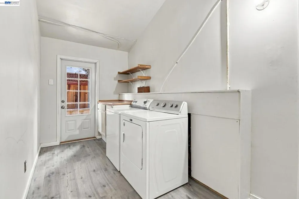 851 Geraldine St Livermore, CA 94550