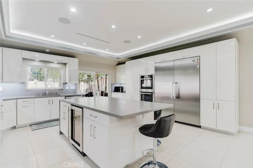 17451 Osborne Street Sherwood Forest, CA 91325
