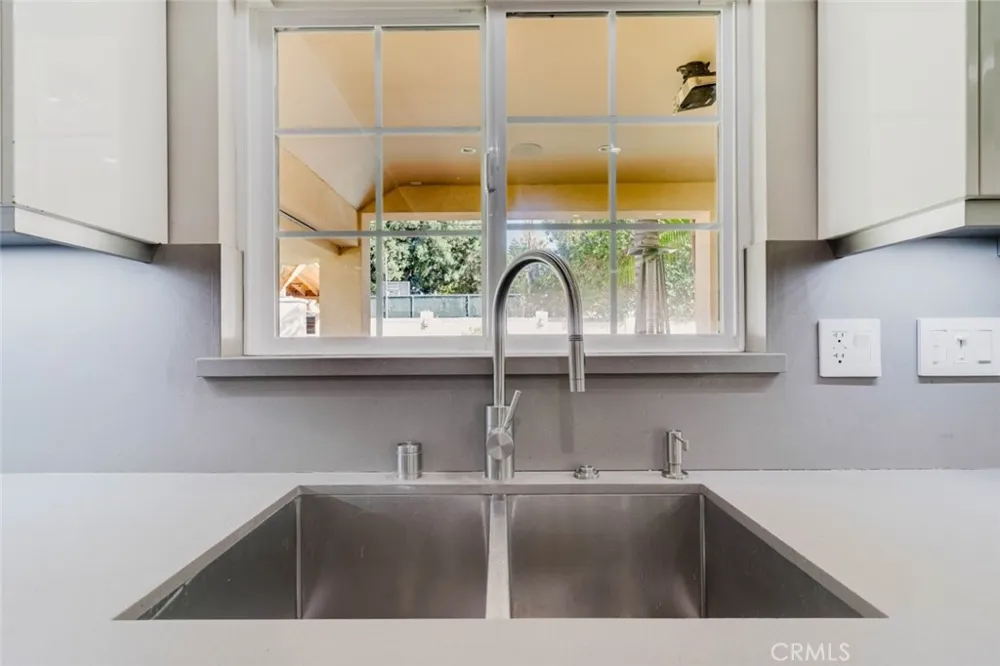 17451 Osborne Street Sherwood Forest, CA 91325