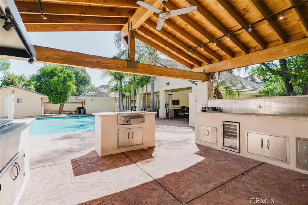 17451 Osborne Street Sherwood Forest, CA 91325