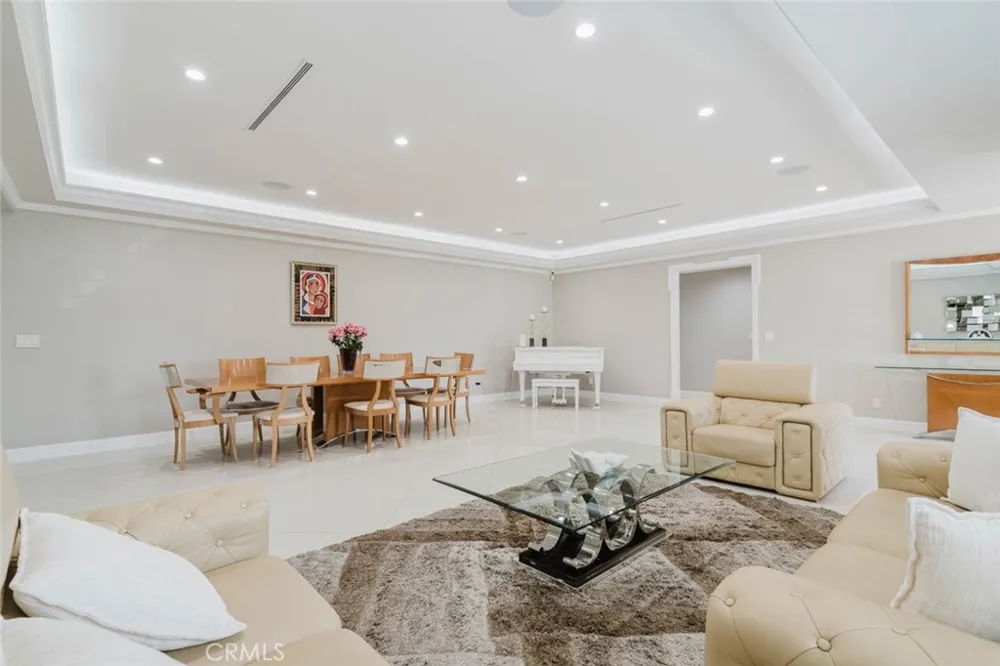 17451 Osborne Street Sherwood Forest, CA 91325