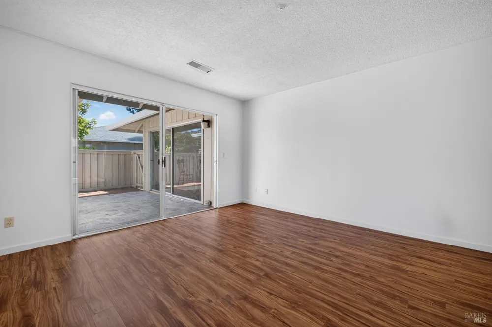24 Aspen Meadows Circle Santa Rosa, CA 95409
