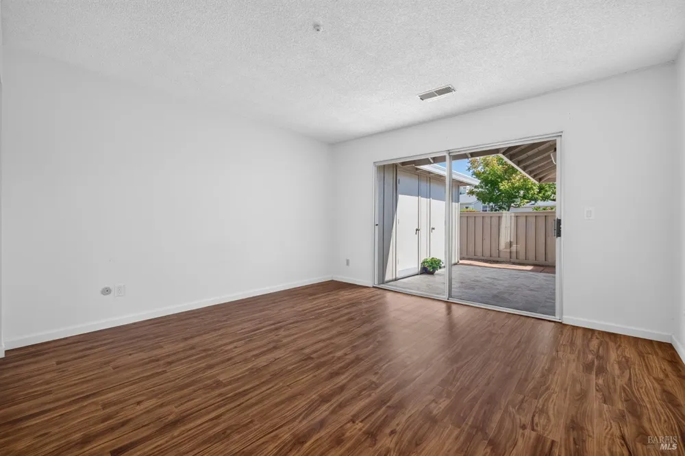 24 Aspen Meadows Circle Santa Rosa, CA 95409