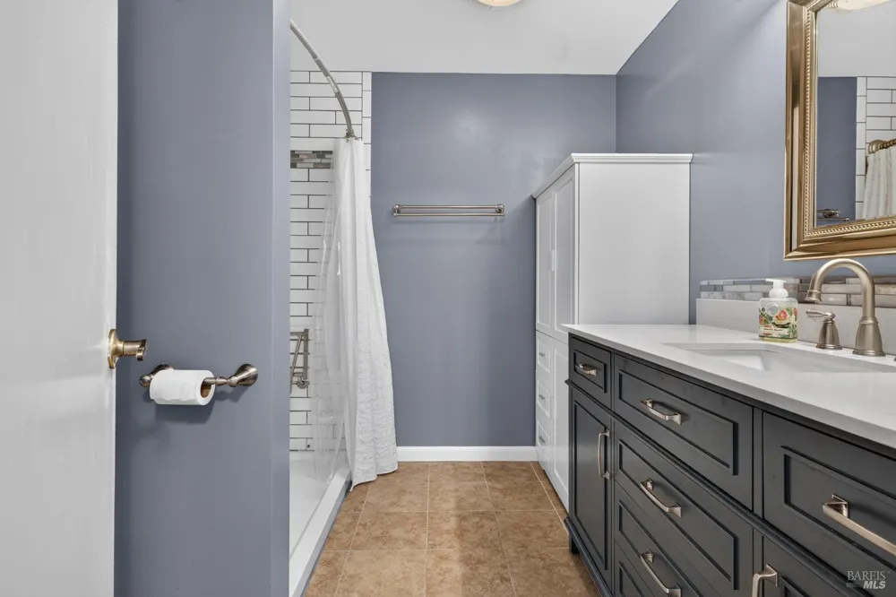 24 Aspen Meadows Circle Santa Rosa, CA 95409