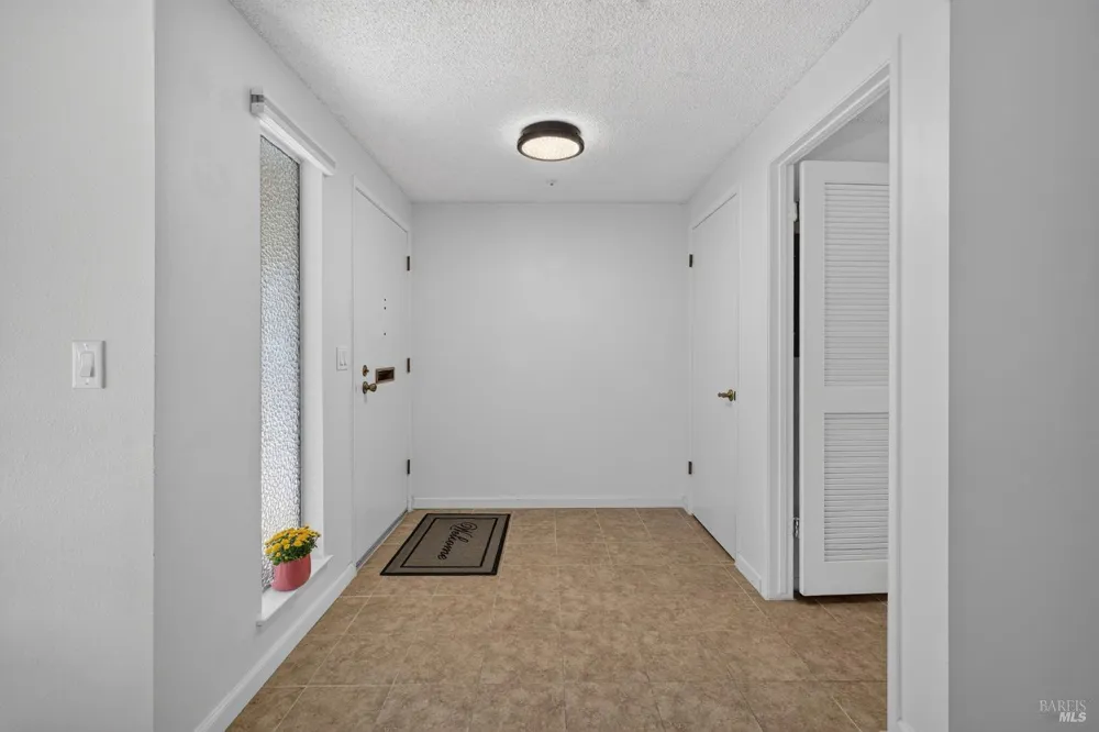 24 Aspen Meadows Circle Santa Rosa, CA 95409