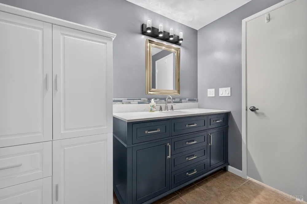 24 Aspen Meadows Circle Santa Rosa, CA 95409