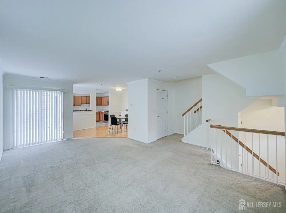 518 Great Beds Court Perth Amboy, NJ 08861